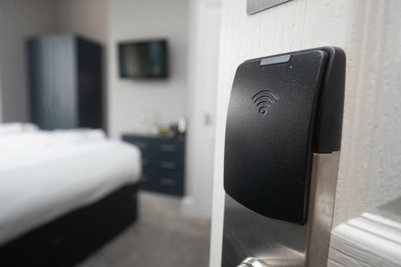 Stamford Guest House, 3 Min Walk To Southport Lord St, With Parking & Perfect Getaway Εξωτερικό φωτογραφία